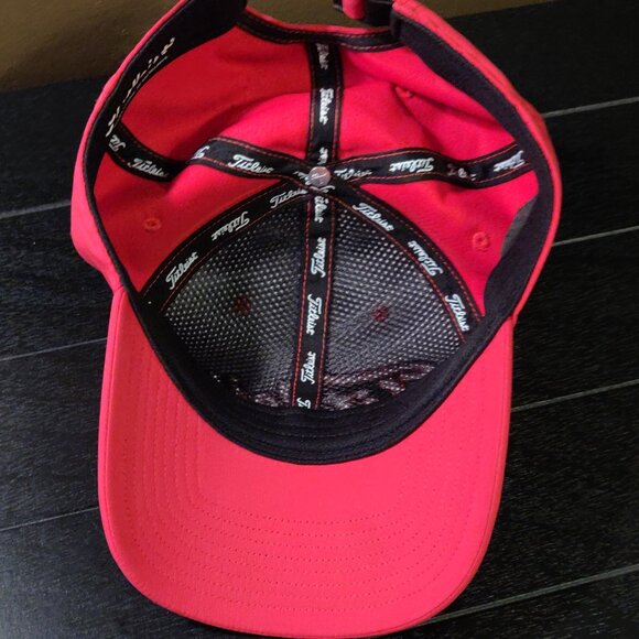 Titleist Red Signature Golf Ball Cap With Adjustable strap - Picture 3 of 5